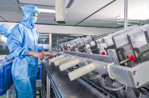 从“液”态到“固”态，开辟冻干面膜类制造新势力